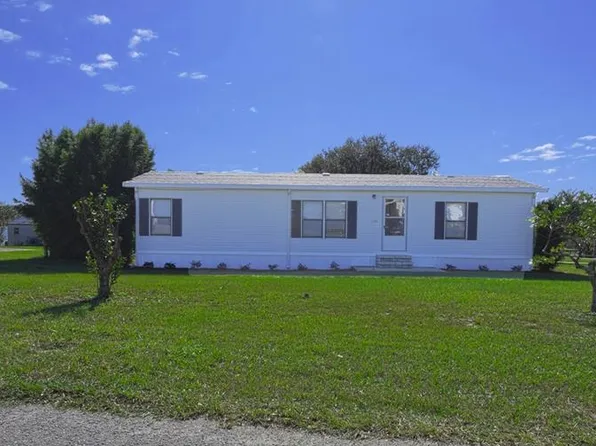 1101 Peninsula Dr, Lake Wales, FL 33853