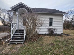 14027 N Link Ln, Mount Vernon, IL 62864