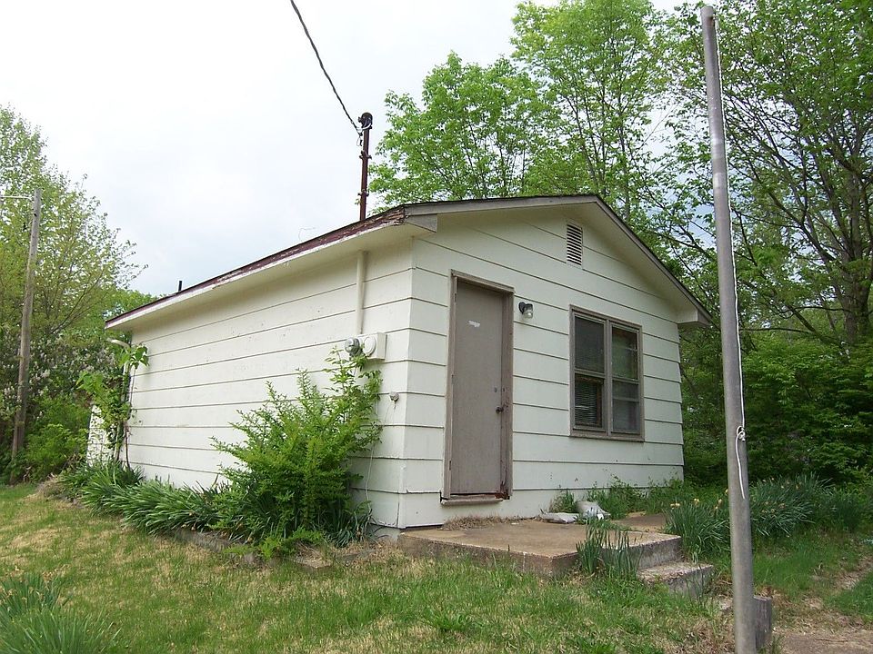 2nd image of 7133 Windy Valley Ln