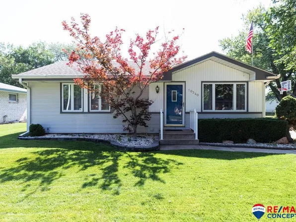 10340 N 142nd St, Waverly, NE 68462