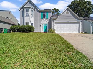 2010 Mallard Woods Pl, Charlotte, NC 28262