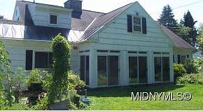 2nd image of 1511 N George St