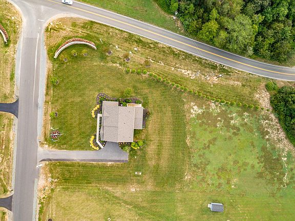 2nd image of 101 Liberty Hall Dr