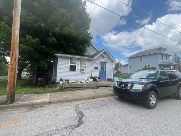 505 Clark Ave, Jeannette, PA 15644