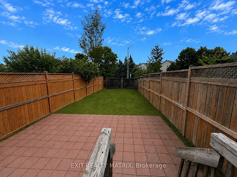 35 Binbury Way — Photo 15