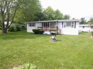 3 Debby Ln, Raynham, MA 02767