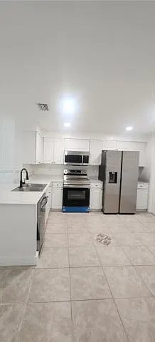 1599 Veracruz Ln — Photo 16