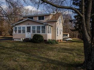 76 Red Schoolhouse Rd, Fishkill, NY 12524