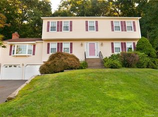 94 Lazy Brook Rd, Monroe, CT 06468