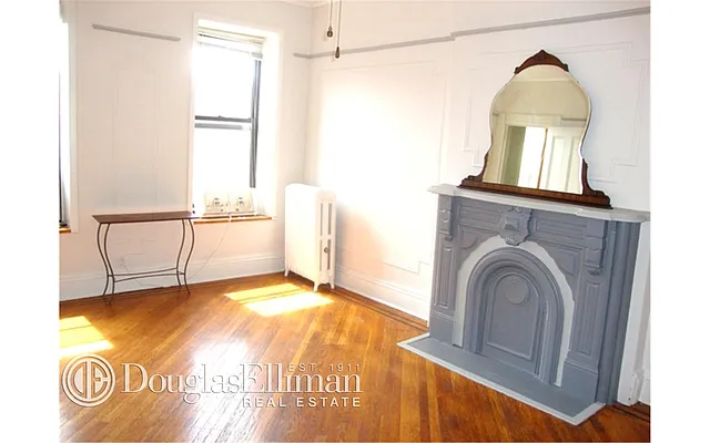 Rented by Douglas Elliman | media 21