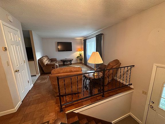 5th image of 5127 Saint George Rd