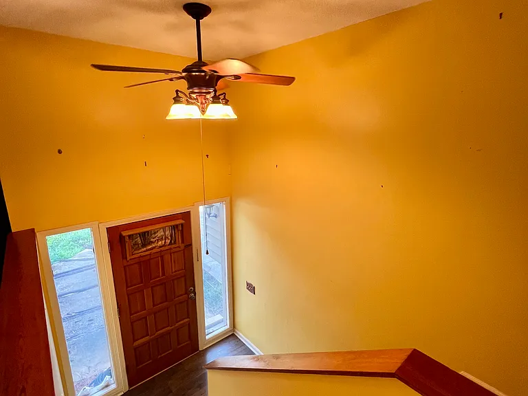 112 Kirk Dr — Photo 13