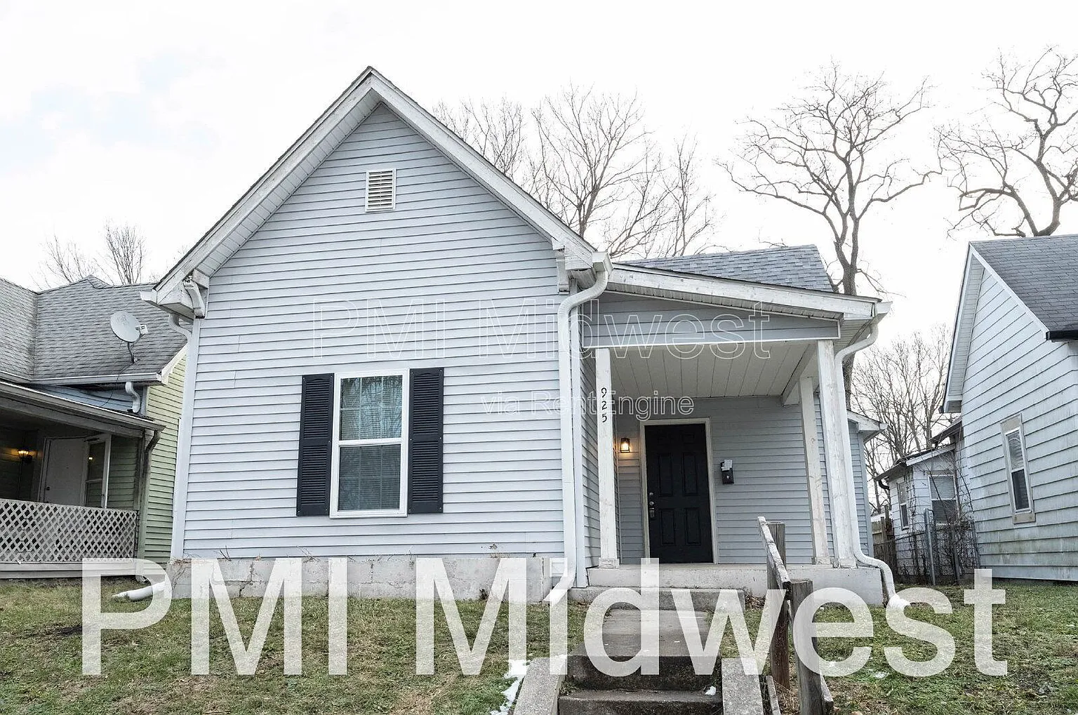 925 N Sheffield Ave photo 1
