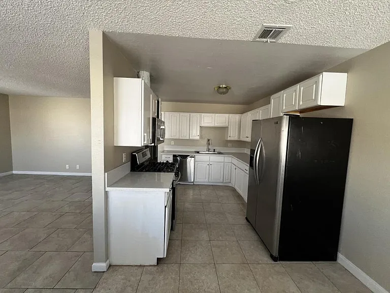 6941 Appleton Dr — Photo 9