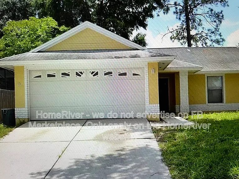 309 Alba Ln — Photo 1
