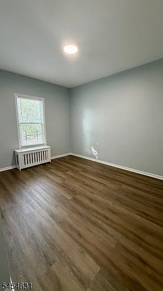 3 bed, 1.0 bath, $2,500 — Photo 3