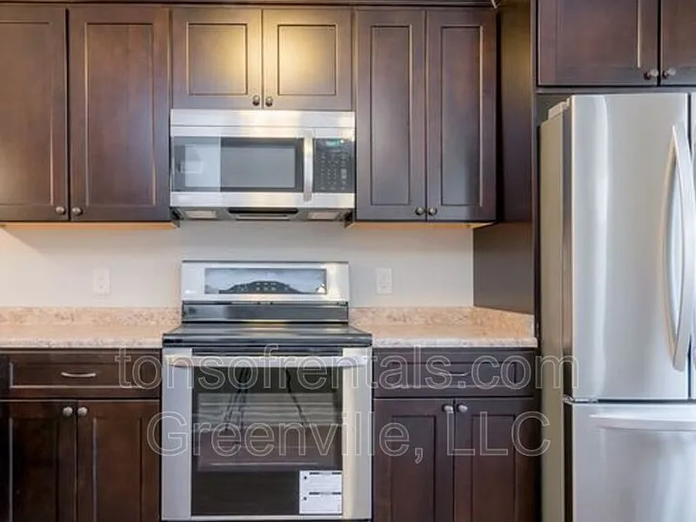 111 Becky Don Dr #15 — Photo 6