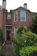 2nd image of 715 W Heights Hollow Ln