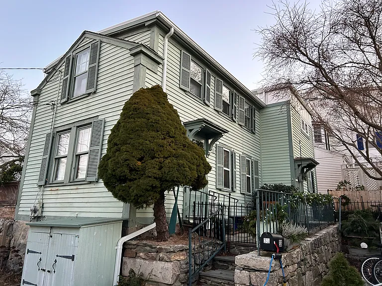 33 Northwest St — Photo 16