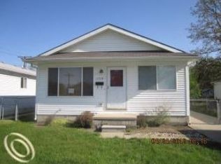 1715 E Evelyn Ave, Hazel Park, MI