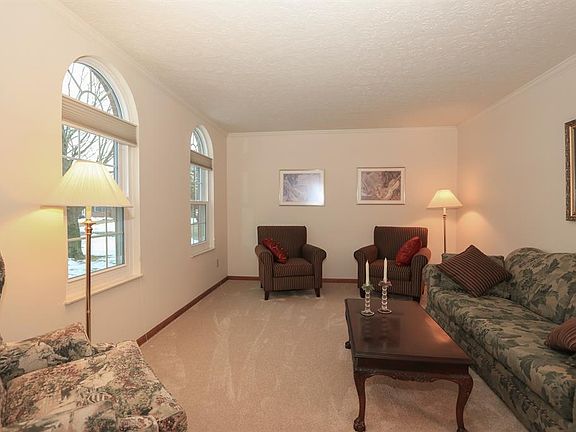 5th image of 8363 Cannon Knoll Ct