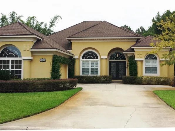 560 Battersea Dr, Saint Augustine, FL 32095
