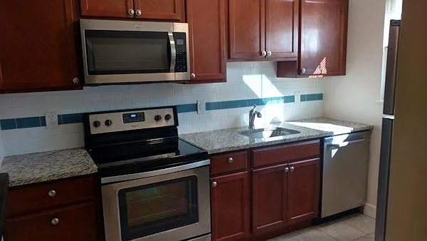 Harborview Apartments