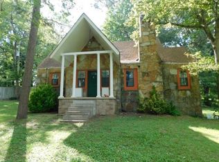 1006 N Robinson St, Harrison, AR 72601