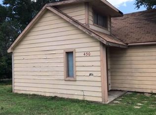 430 N 4th St, Weatherford, OK 73096