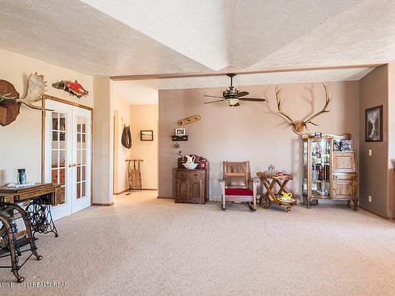 5th image of 205 Ball Ln