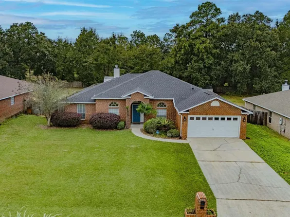 3235 Moss Point Ln, Cantonment, FL 32533