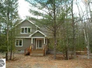 6100 S Fisher Rd, Maple City, MI 49664