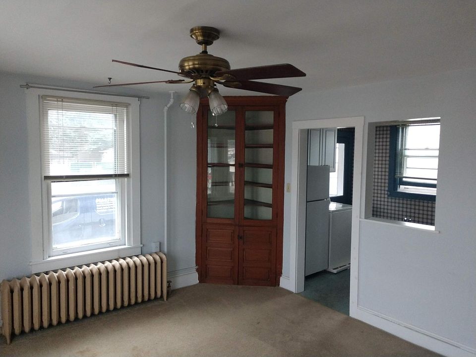 2nd image of 626 Lancaster Ave