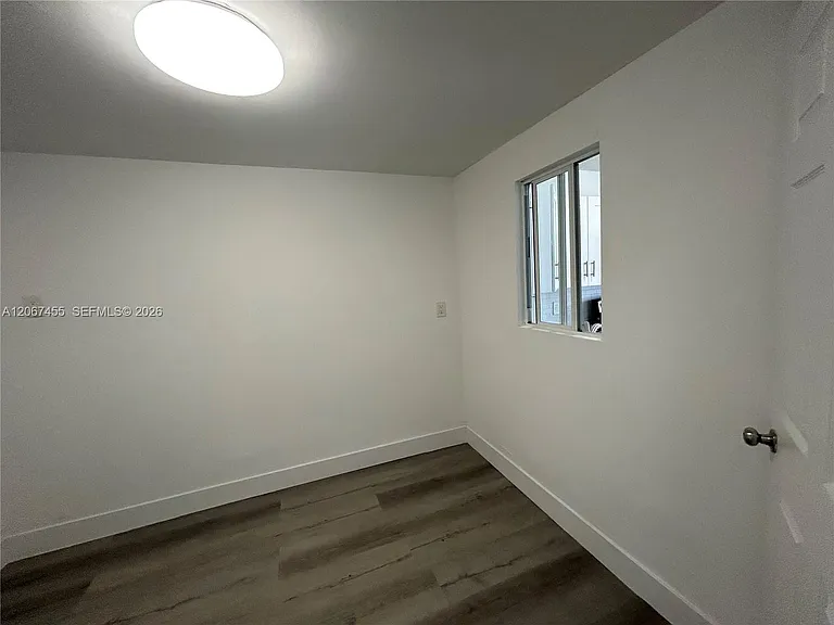 1250 NE 125th St #410C — Photo 15