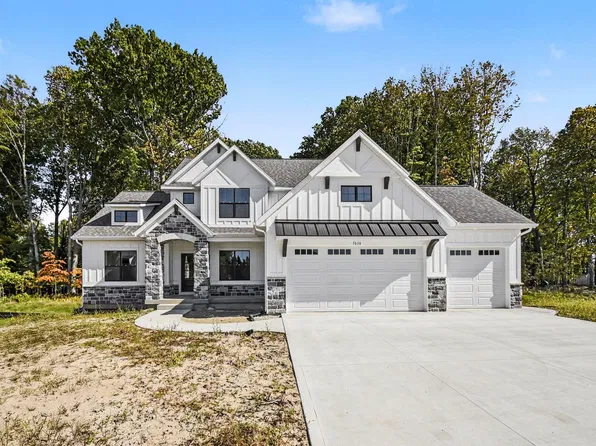 7636 Clementine Ave SW, Byron Center, MI 49315