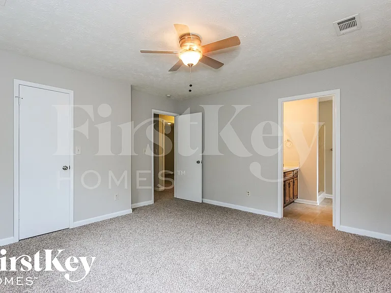 1207 Iron Gate Blvd — Photo 11