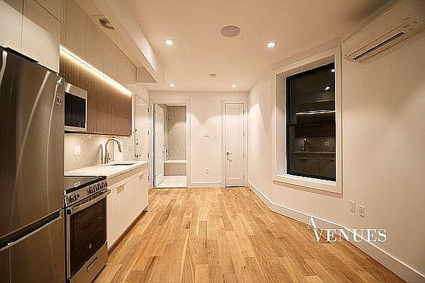 1st image of 166 E 95th St #4