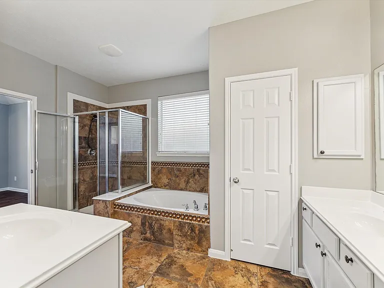 3122 Schumann Oaks Dr — Photo 21