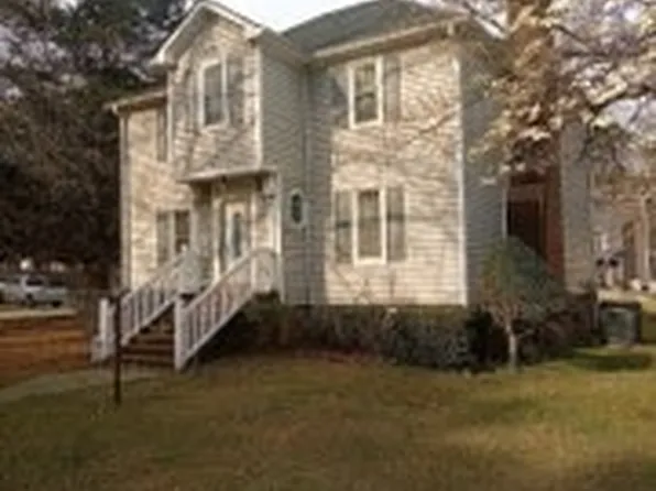 3455 McChoen Dr, Fayetteville, NC 28311