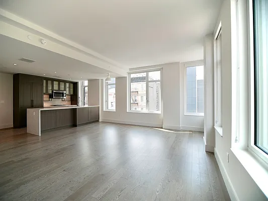 Rented by Extell Marketing Group LLC | media 18