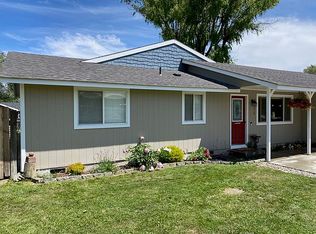 217 S Saginaw Ave, Hines, OR 97738