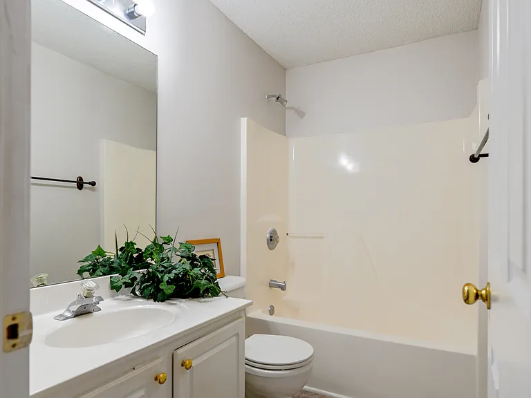 1570 Swan Valley Ct — Photo 25