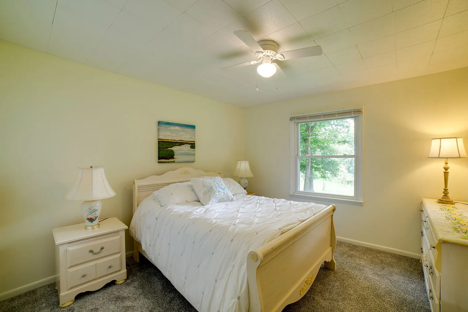 2 bed, 1.0 bath, 990 sqft, $3,496 — Photo 3