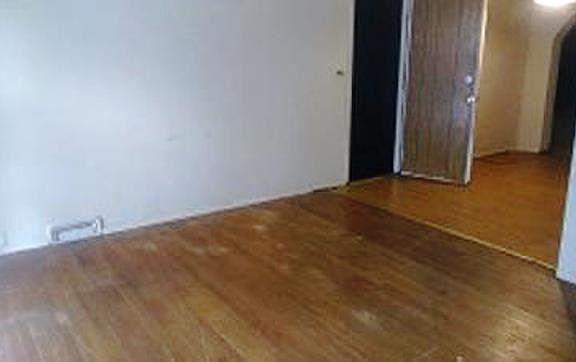 3rd image of 7509 E 112th Ter