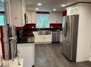 3975 Klein Ave, Stow, OH 44224