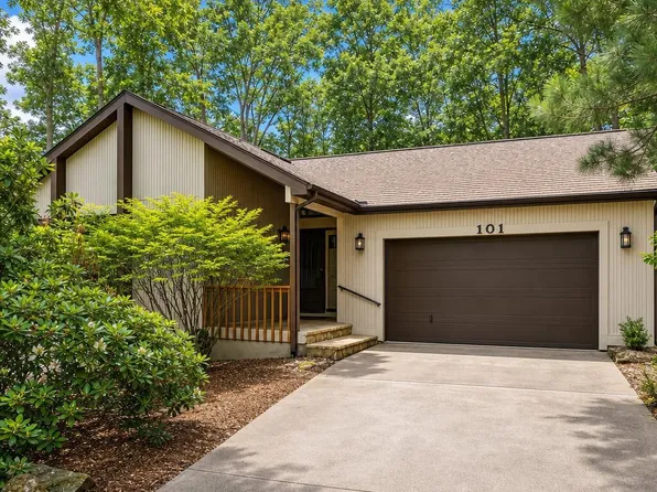 101 Adler Ln, Fairfield Glade, TN 38558