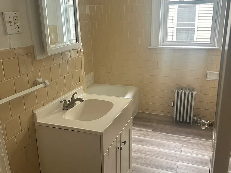 65 Bellevue Ave #1 — Photo 5