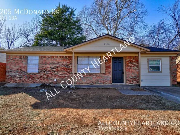 1205 McDonald Dr, Midwest City, OK 73130