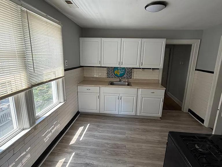 17 W Grant Ave #2 — Photo 7