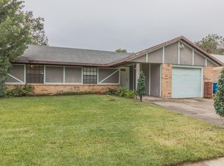 109 Plaza Village Dr, Lafayette, LA 70506